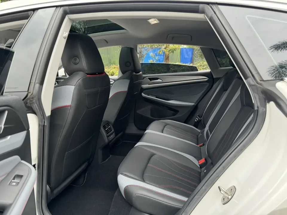 Volkswagen Lamando Lingdu Lingdu L 280TSI DSG Hot Edition 2022 — миниатюра 4