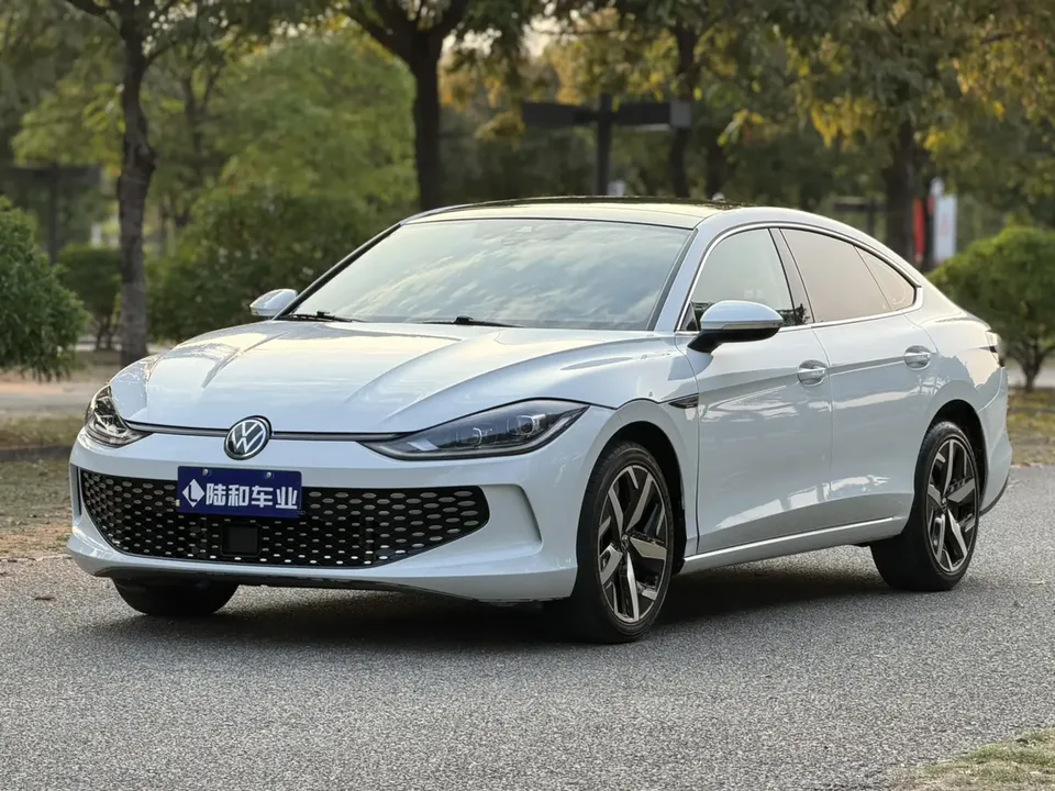 Volkswagen Lamando 2024 Lingdu Lingdu L 280TSI DSG Cool Edition 2024 — фото 1, купить с доставкой в Москву