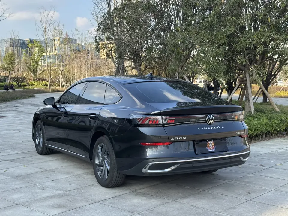 Volkswagen Lamando 2024 Lingdu Lingdu L 280TSI DSG Hot Edition 2024 — миниатюра 2