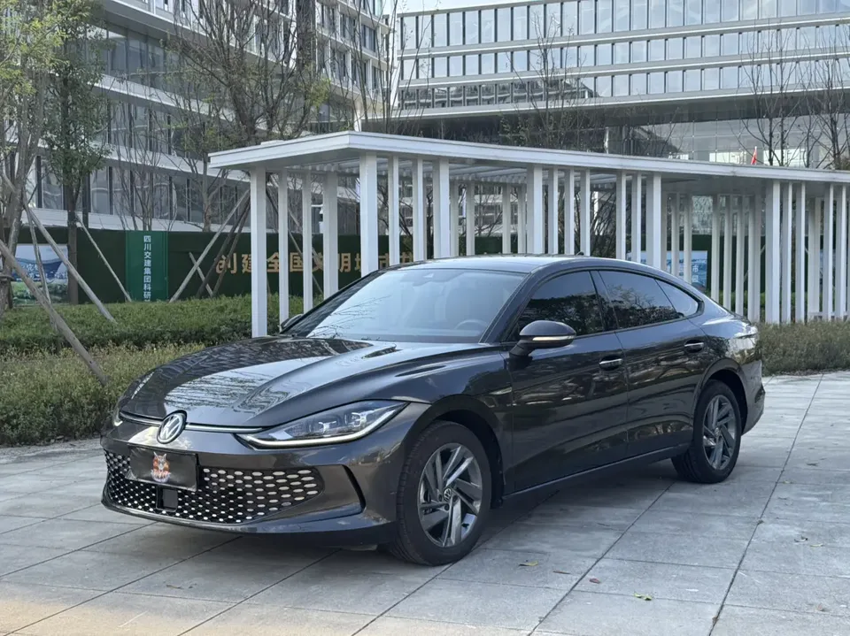 Volkswagen Lamando 2024 Lingdu Lingdu L 280TSI DSG Hot Edition 2024 — фото 1, купить с доставкой в Москву
