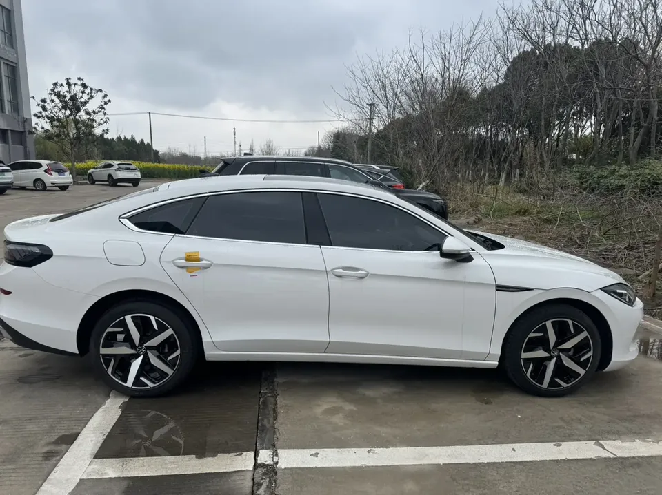 Volkswagen Lamando Lingdu Lingdu L 280TSI DSG Cool Edition 2023 — миниатюра 3