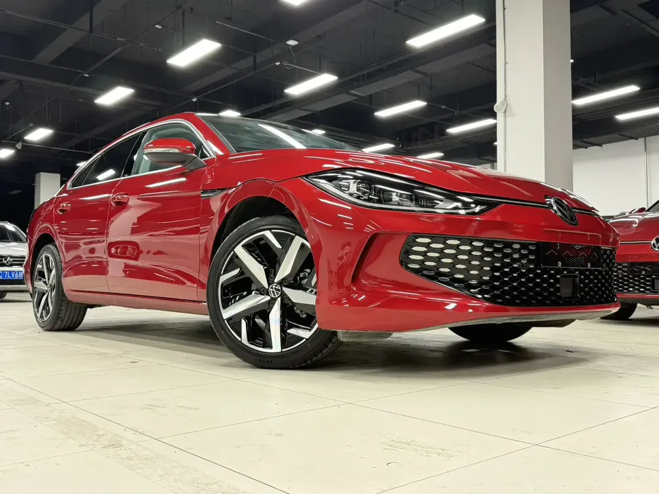 Volkswagen Lamando Lingdu Lingdu L 280TSI DSG Cool Edition 2022 — миниатюра 3