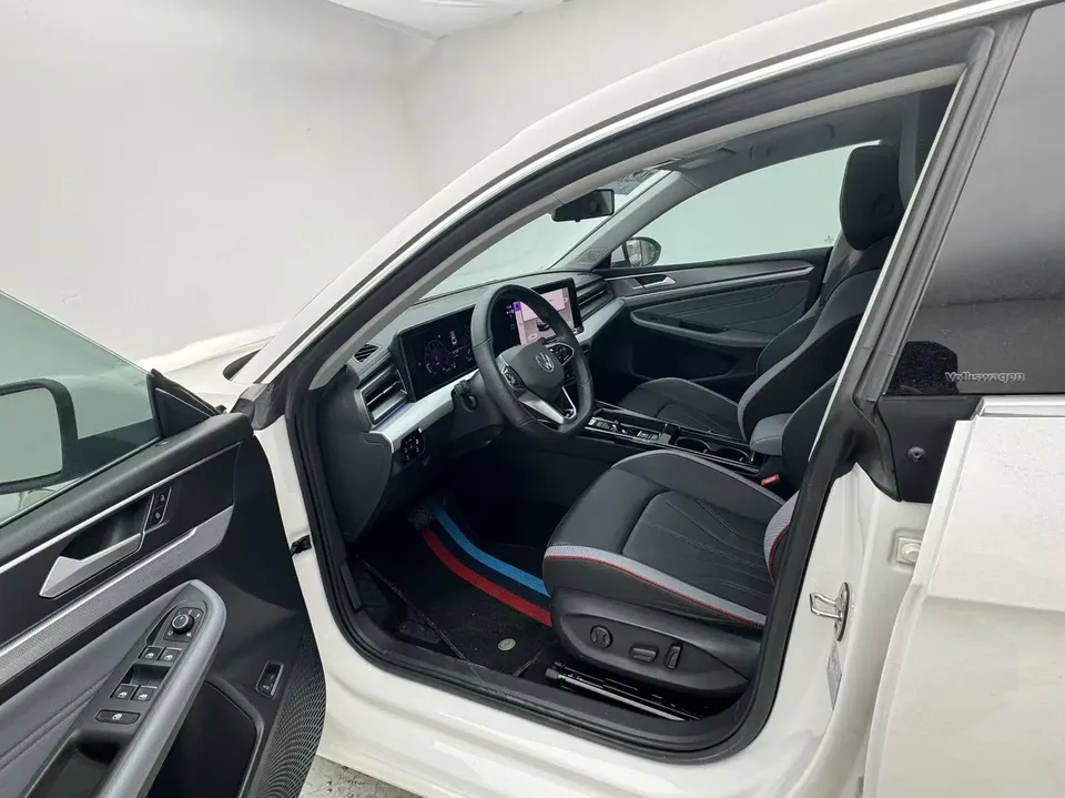 Volkswagen Lamando Lingdu Lingdu L 280TSI DSG Cool Edition 2023 — миниатюра 4