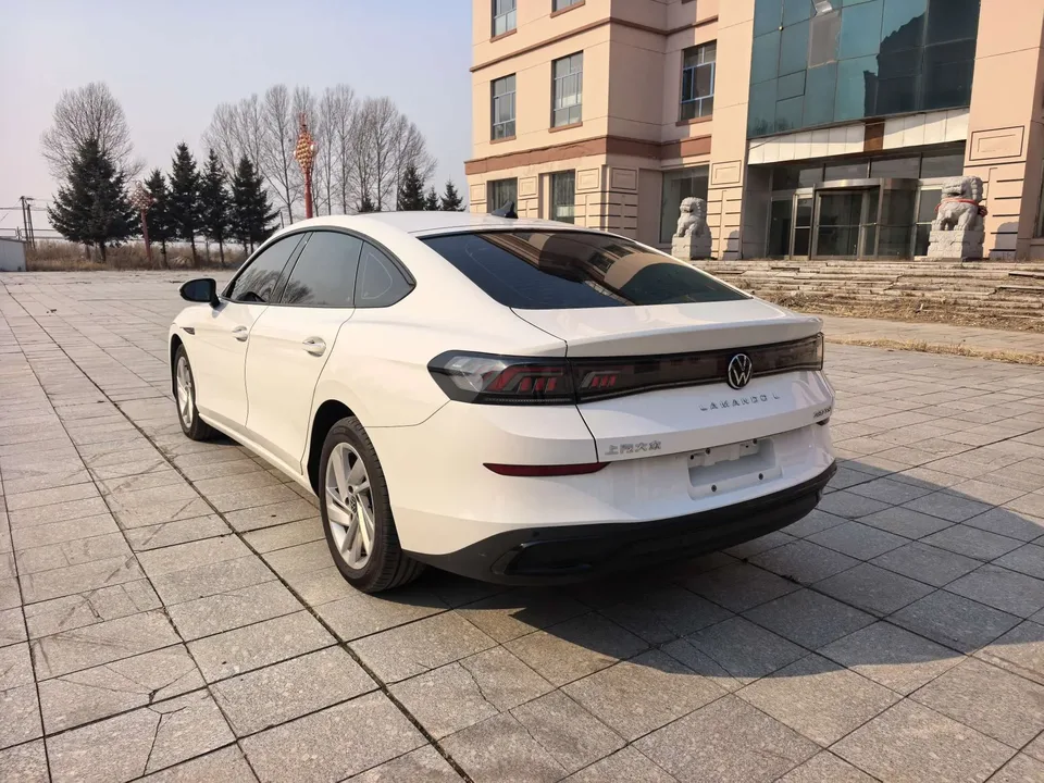 Volkswagen Lamando Lingdu Lingdu L 280TSI DSG Hot Edition 2022 — миниатюра 4