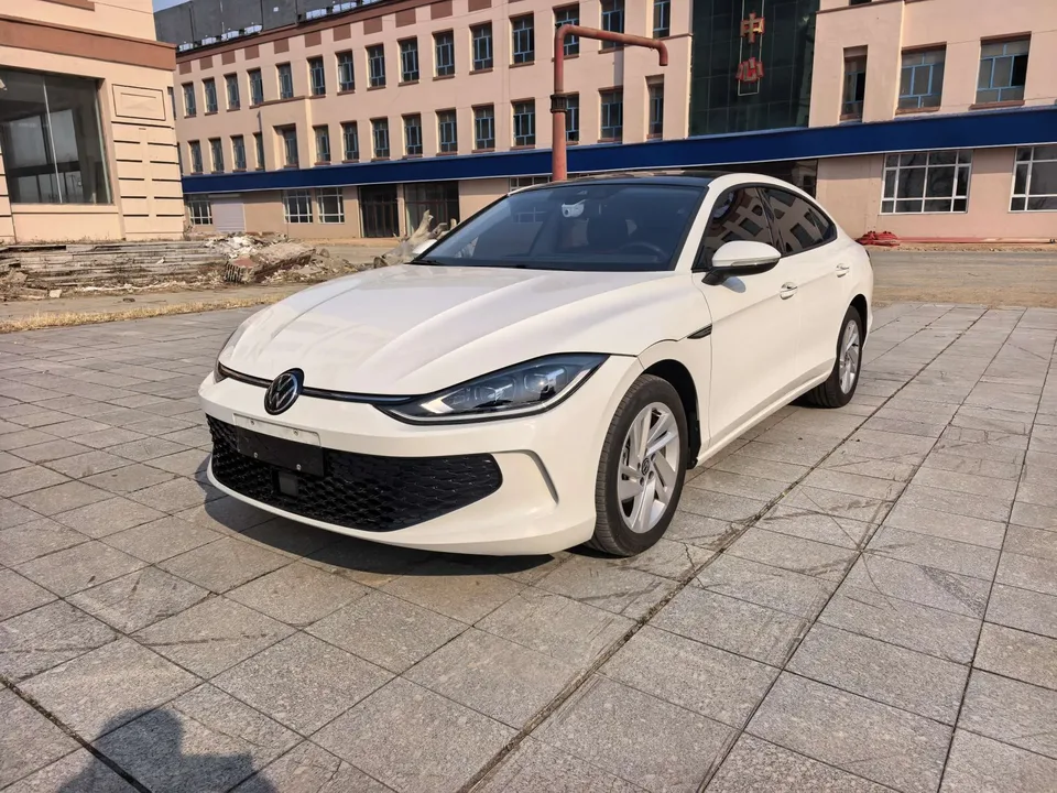 Volkswagen Lamando Lingdu Lingdu L 280TSI DSG Hot Edition 2022 — фото 1, купить с доставкой в Москву