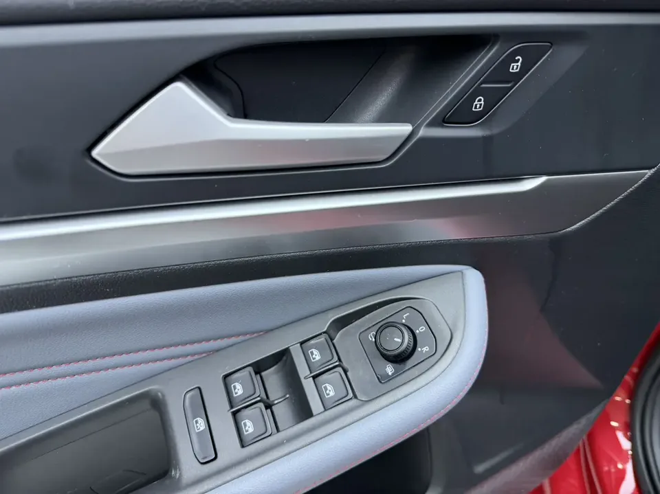 Volkswagen Lamando Lingdu Lingdu L 280TSI DSG Hot Edition 2022 — миниатюра 5