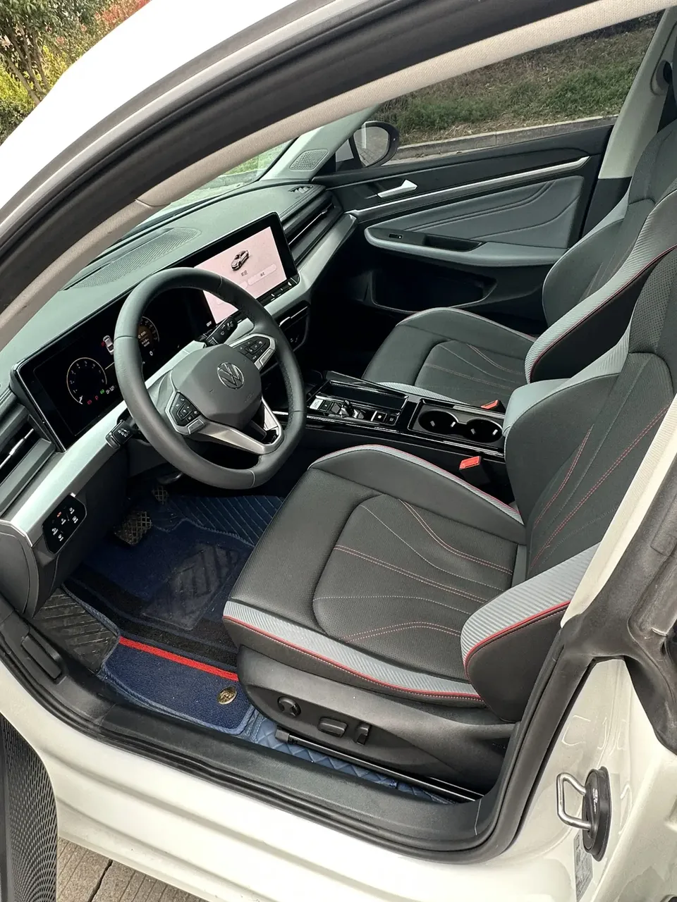 Volkswagen Lamando Lingdu 2025 Lingdu L 280TSI DSG Hot Edition 2024 — thumbnail 3