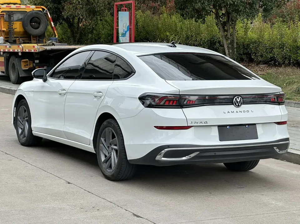 Volkswagen Lamando Lingdu 2025 Lingdu L 280TSI DSG Hot Edition 2024 — thumbnail 4