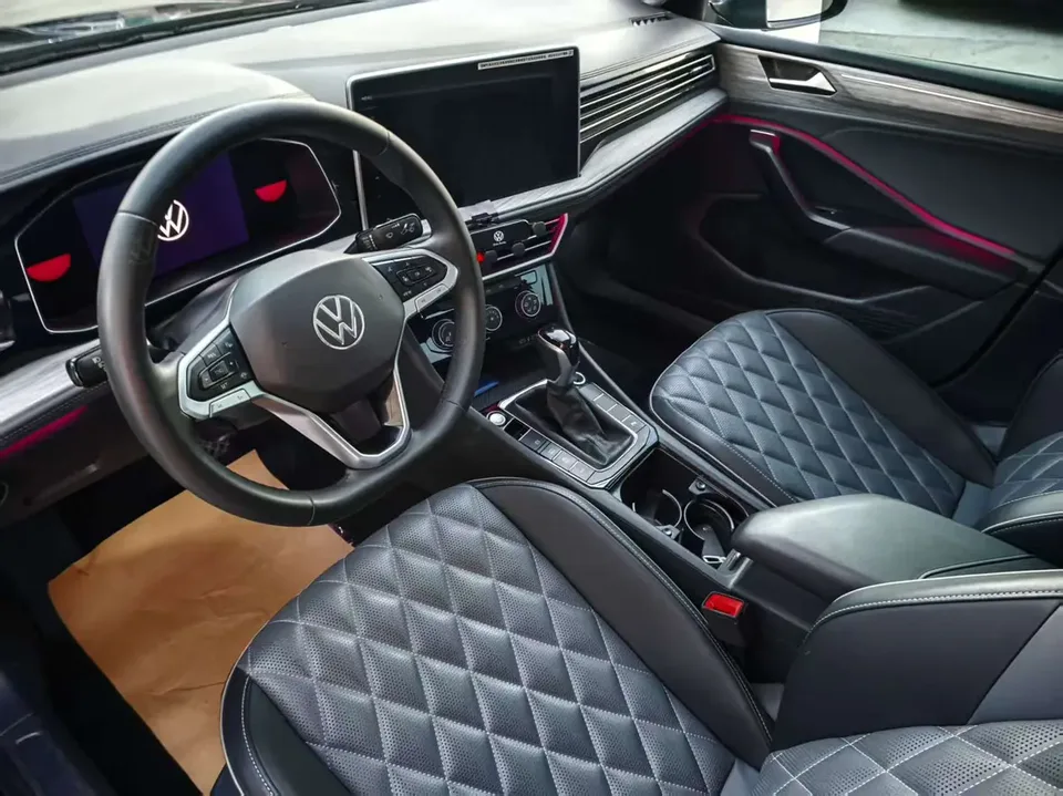 Volkswagen Sagitar 2023 Sagitar 300TSI DSG Beyond Edition 2024 — миниатюра 4