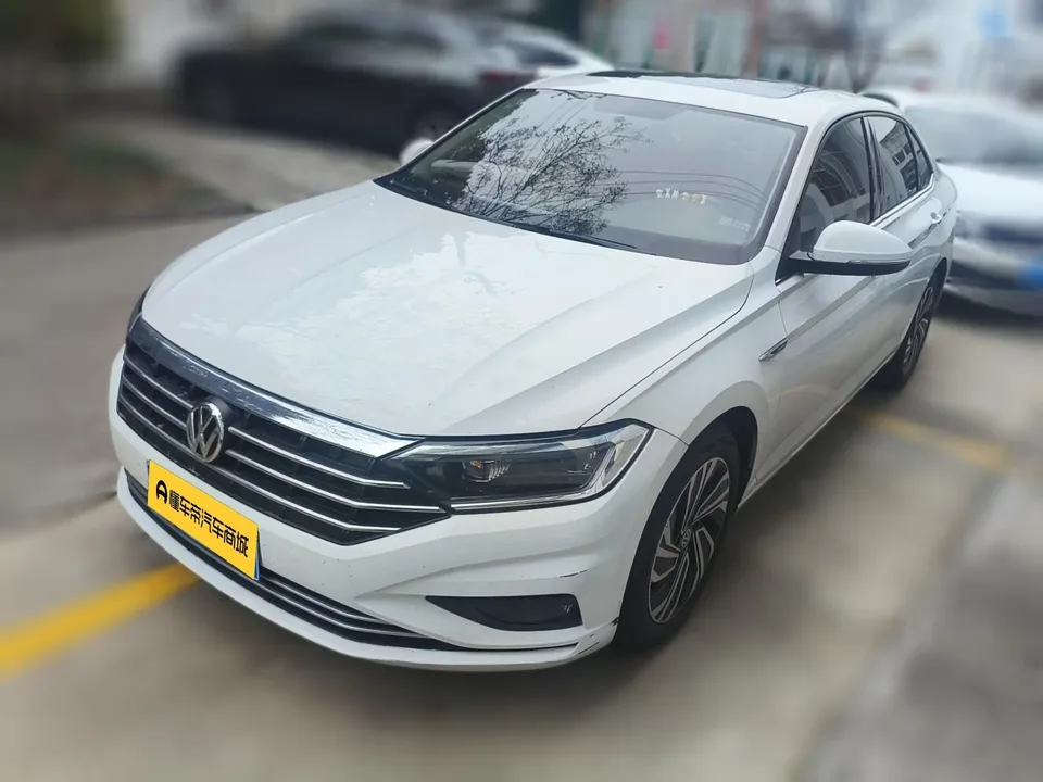 Volkswagen Sagitar 2022