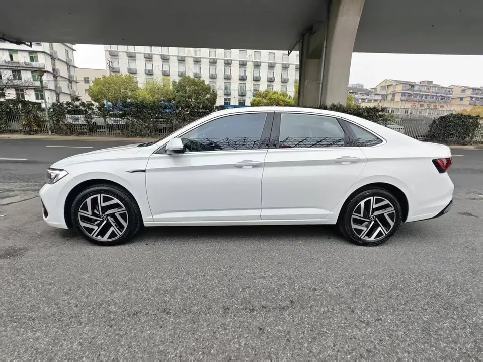 Volkswagen Sagitar 200TSI DSG Super Edition 2023 — миниатюра 3