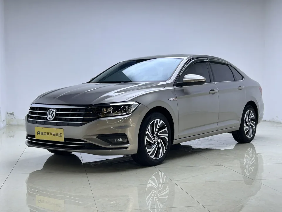 Volkswagen Sagitar 2022