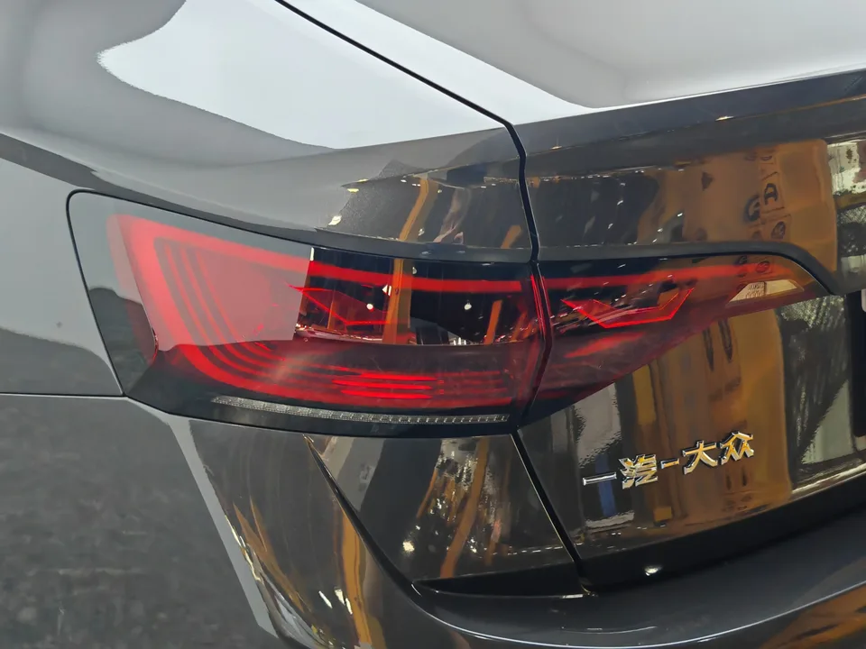 Volkswagen Sagitar Sagitar 300TSI DSG Beyond Edition 2024 — миниатюра 4