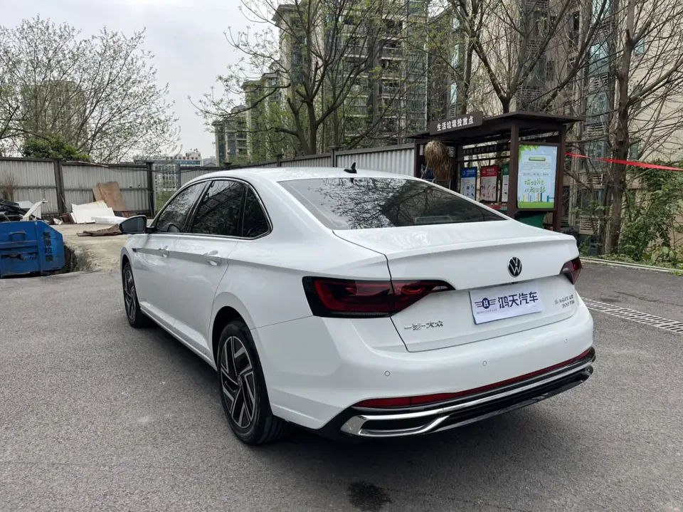 Volkswagen Sagitar Sagitar 300TSI DSG Beyond Edition 2024 — миниатюра 2