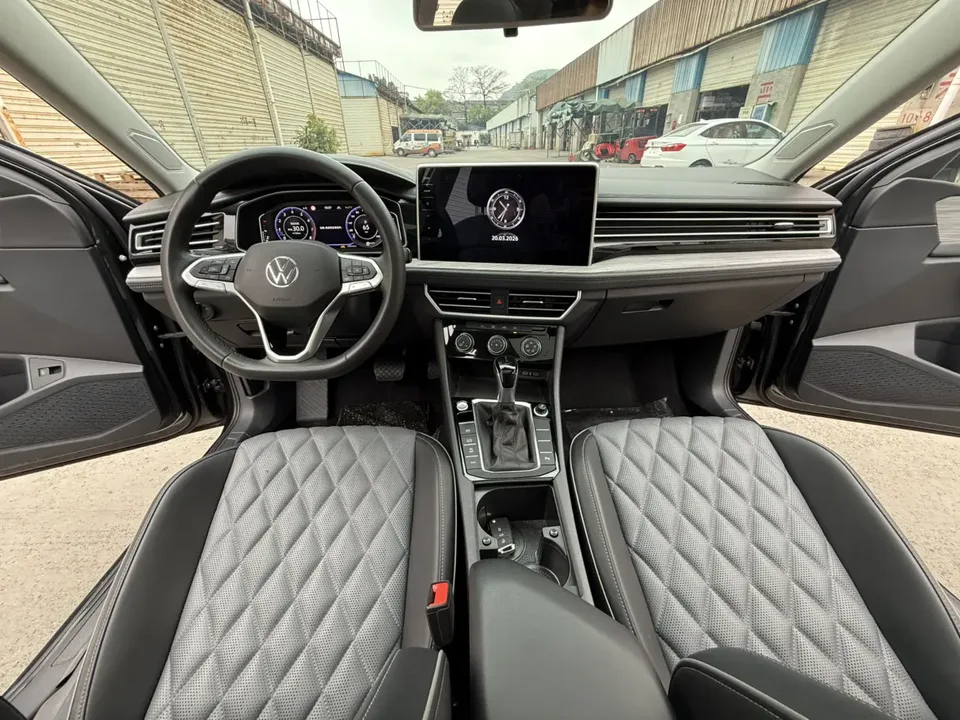 Volkswagen Sagitar 2023 Sagitar 300TSI DSG Beyond Edition 2023 — миниатюра 4