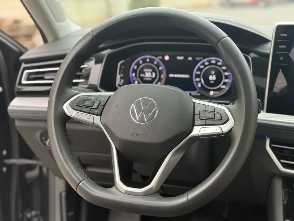 Volkswagen Sagitar 2023 Sagitar 300TSI DSG Beyond Edition 2023 — миниатюра 5