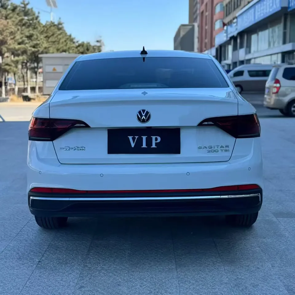 Volkswagen Sagitar Sagitar 200TSI DSG Flying Edition 2024 — миниатюра 2
