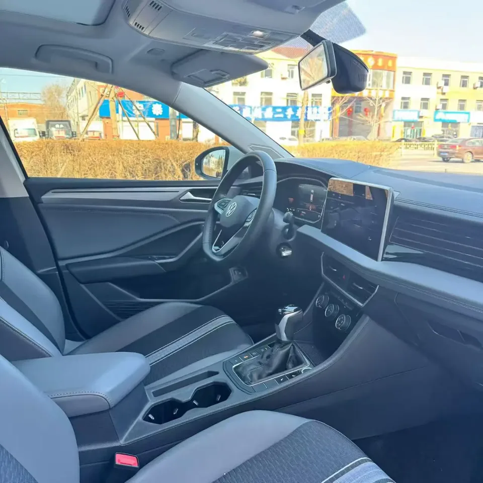 Volkswagen Sagitar Sagitar 200TSI DSG Flying Edition 2024 — миниатюра 5