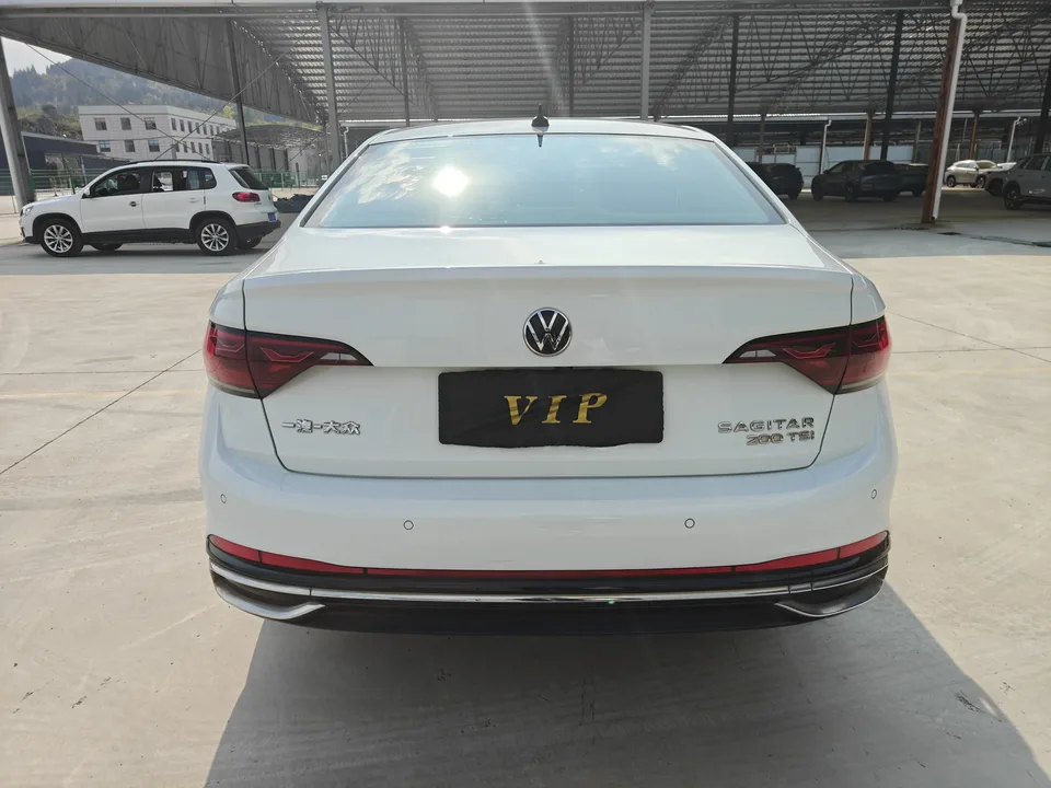 Volkswagen Sagitar 2023 Sagitar 200TSI DSG Beyond Edition 2023 — миниатюра 2