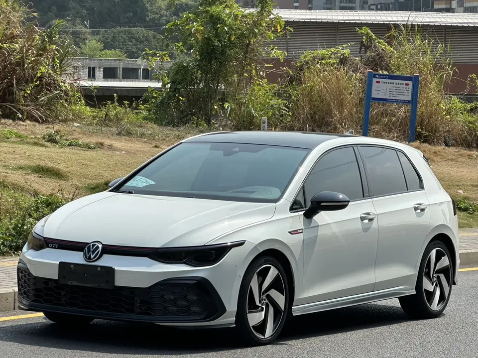 Volkswagen GOLF GTI 2022