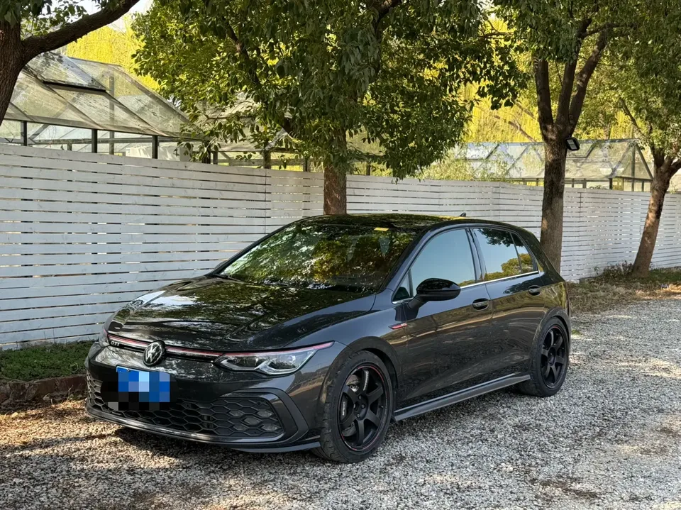 Volkswagen GOLF GTI 2023
