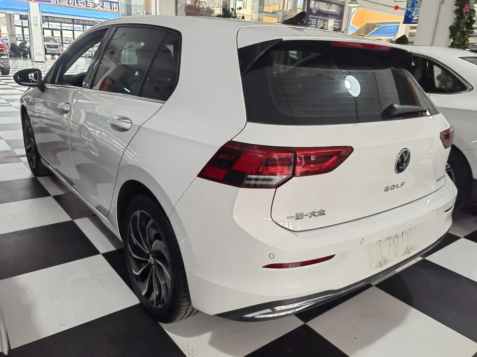 Volkswagen Golf 280TSI DSG Pro Enjoy Edition 2024 — миниатюра 4
