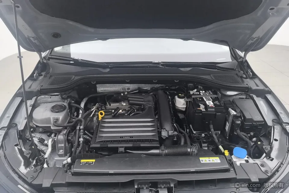 Volkswagen Golf facelift 280TSI DSG Pro 2023 — миниатюра 2