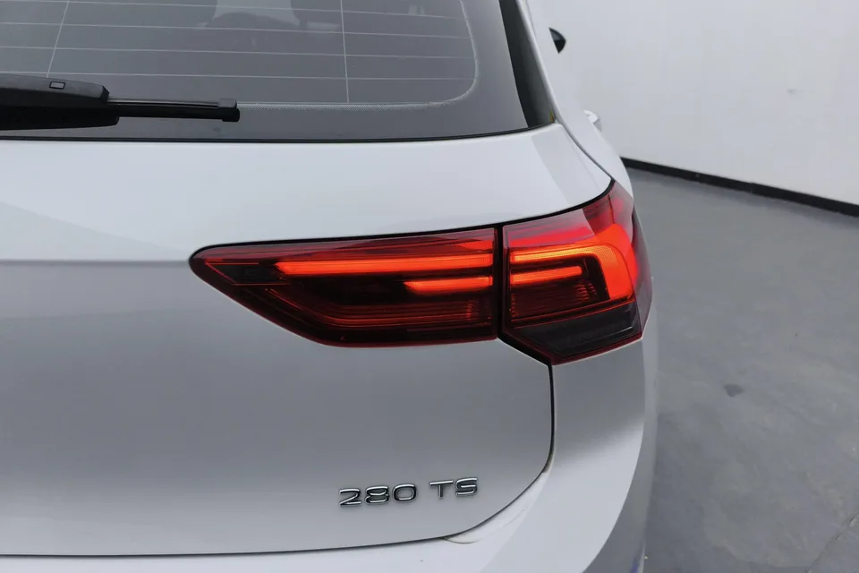 Volkswagen Golf golf 2021 280TSI DSG Pro 2022 — thumbnail 2