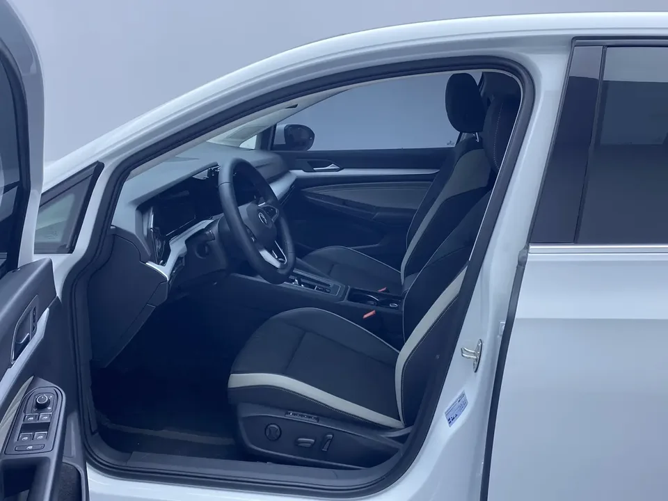 Volkswagen Golf Golf 2023 280TSI DSG Pro 2023 — миниатюра 5