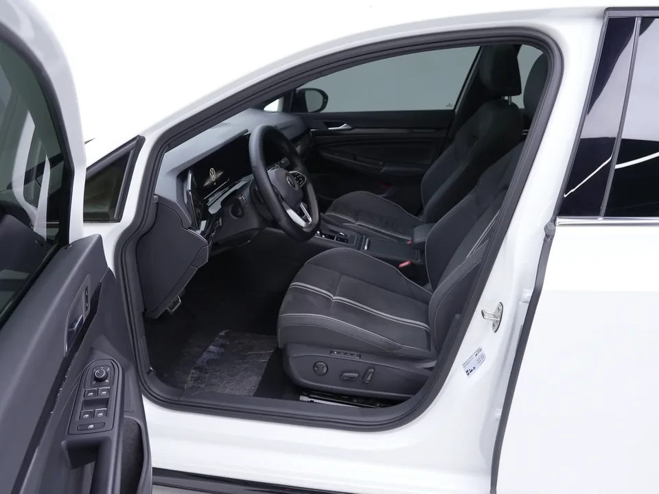 Volkswagen Golf Golf 2023 280TSI DSG R-Line Lite 2023 — миниатюра 5