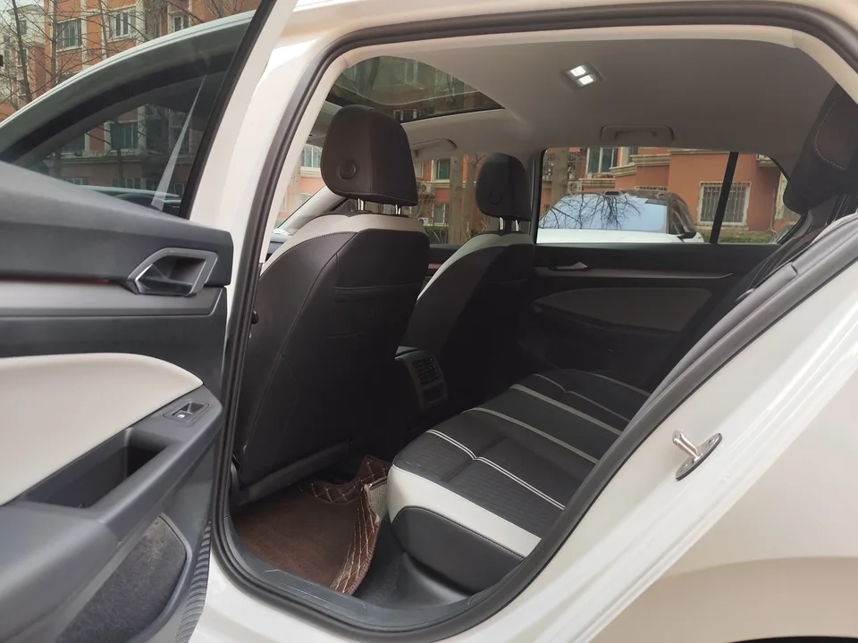 Volkswagen Golf Golf 2025 300TSI Pro 2025 — миниатюра 3