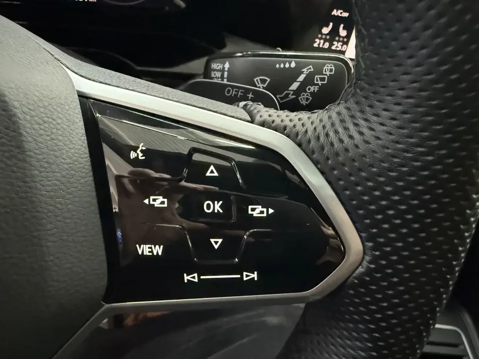 Volkswagen Golf Golf 2023 280TSI DSG R-Line Lite 2023 — миниатюра 3