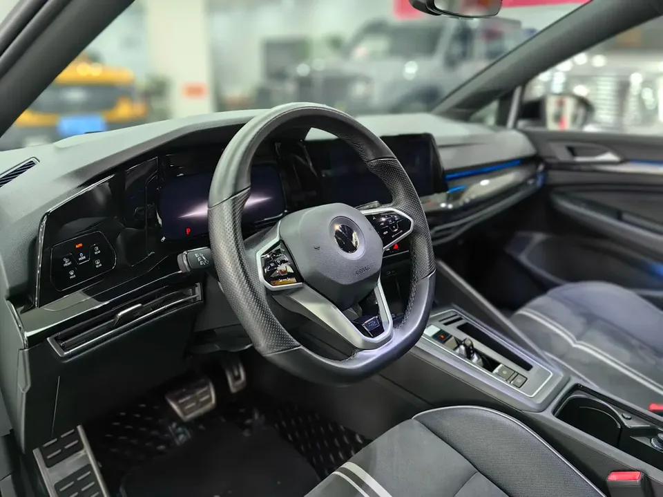 Volkswagen Golf Golf 2021 280TSI DSG R-Line 2022 — миниатюра 3