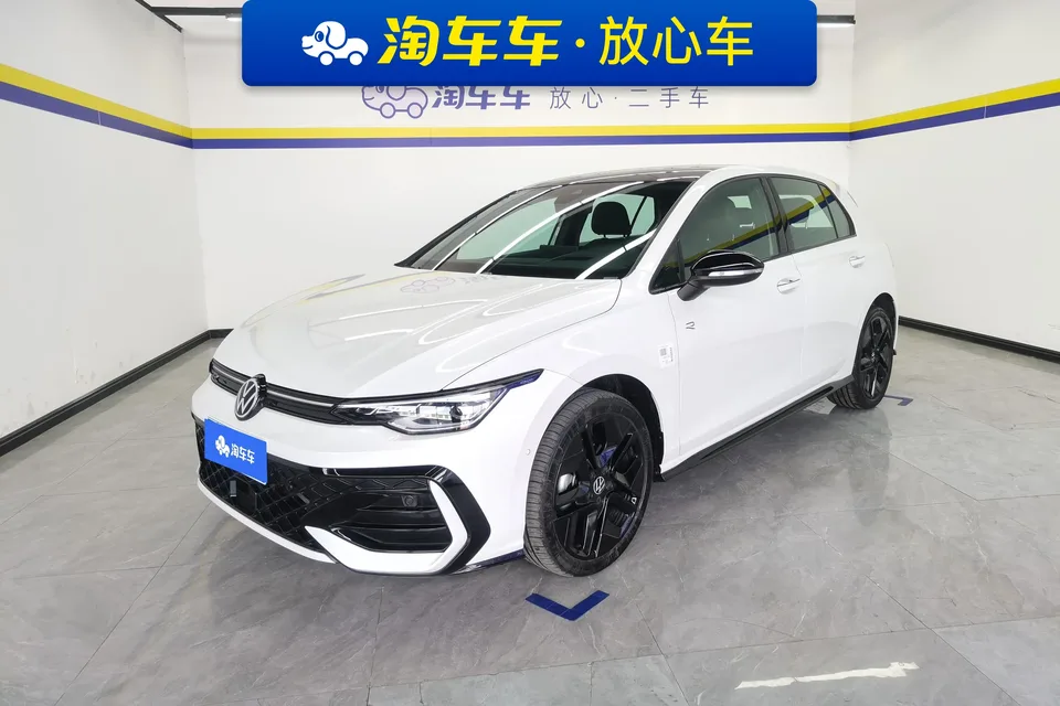 Volkswagen Golf 2024