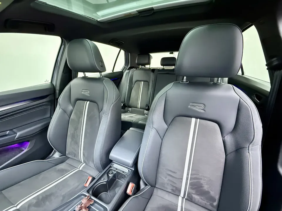 Volkswagen Golf Golf 2023 280TSI DSG R-Line Lite 2023 — миниатюра 4
