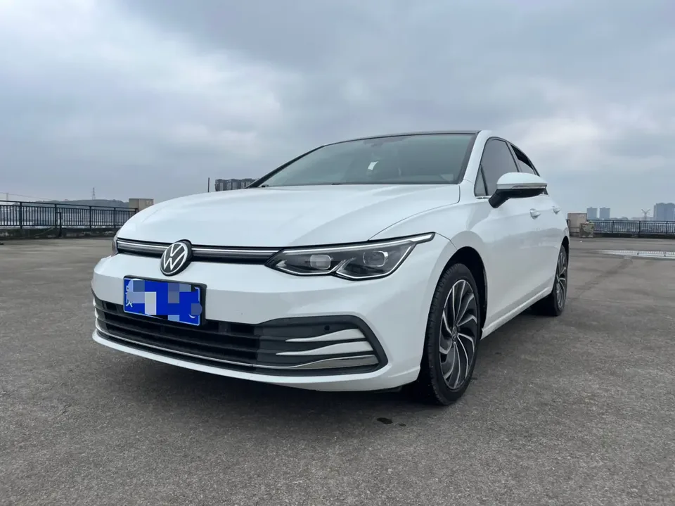 Volkswagen Golf 2022
