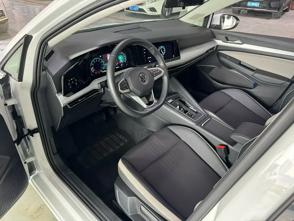 Volkswagen Golf golf 2021 280TSI DSG Pro 2022 — миниатюра 5