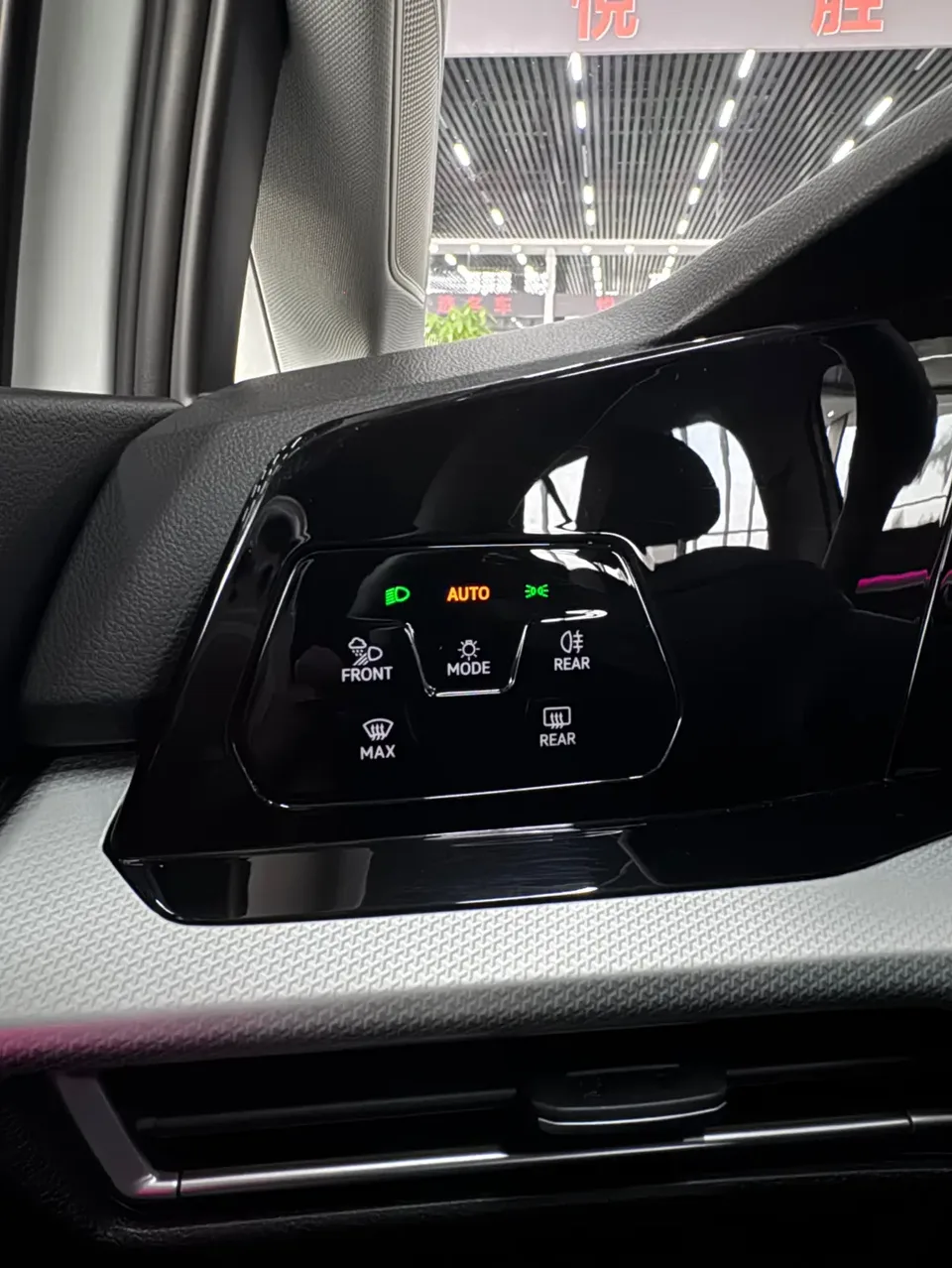Volkswagen Golf Golf 2023 280TSI DSG Pro 2024 — миниатюра 3
