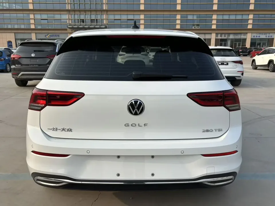 Volkswagen Golf facelift 280TSI DSG Pro 2023 — миниатюра 2