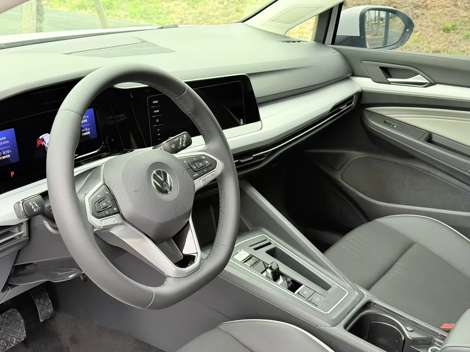 Volkswagen Golf golf 2021 280TSI DSG Pro First Edition 2022 — thumbnail 3