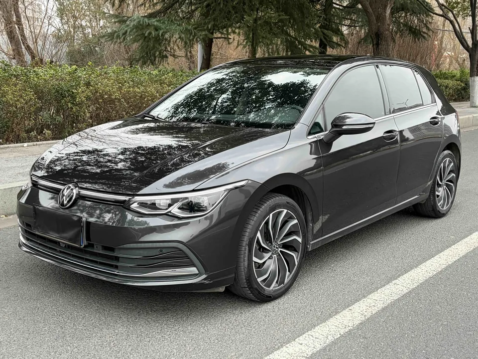 Volkswagen Golf Golf 2021 Golf 2021 280TSI DSG Pro 2023 — photo 1, buy with delivery to Moscow