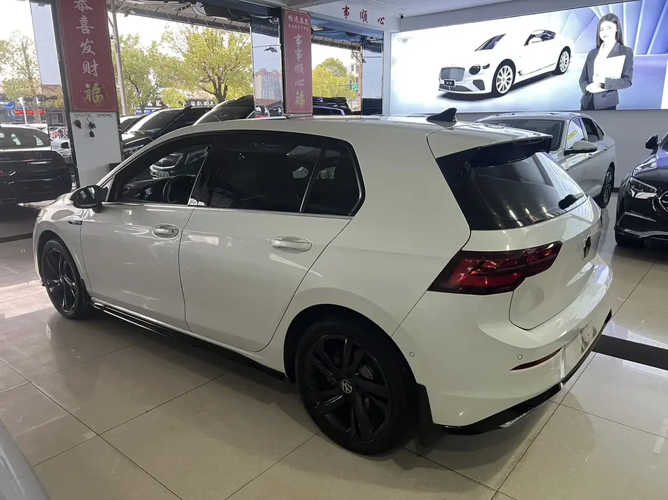 Volkswagen Golf Golf 2023 280TSI DSG R-Line Lite 2023 — миниатюра 4