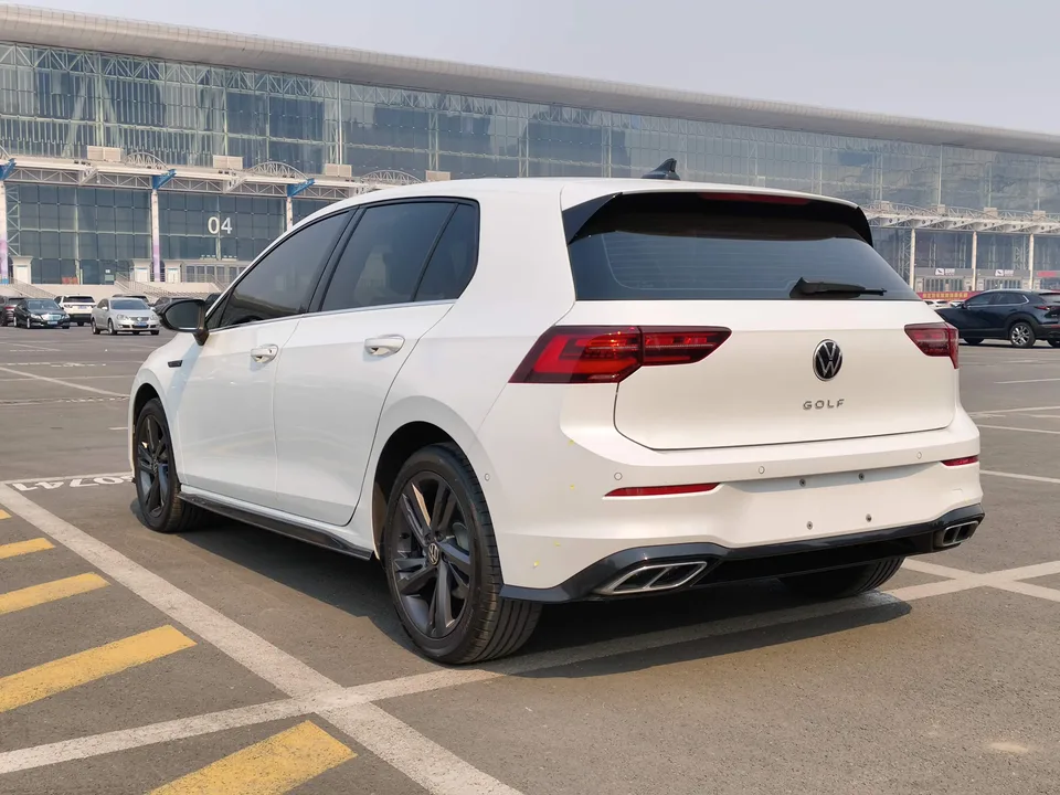 Volkswagen Golf Golf 2021 280TSI DSG R-Line 2022 — миниатюра 2