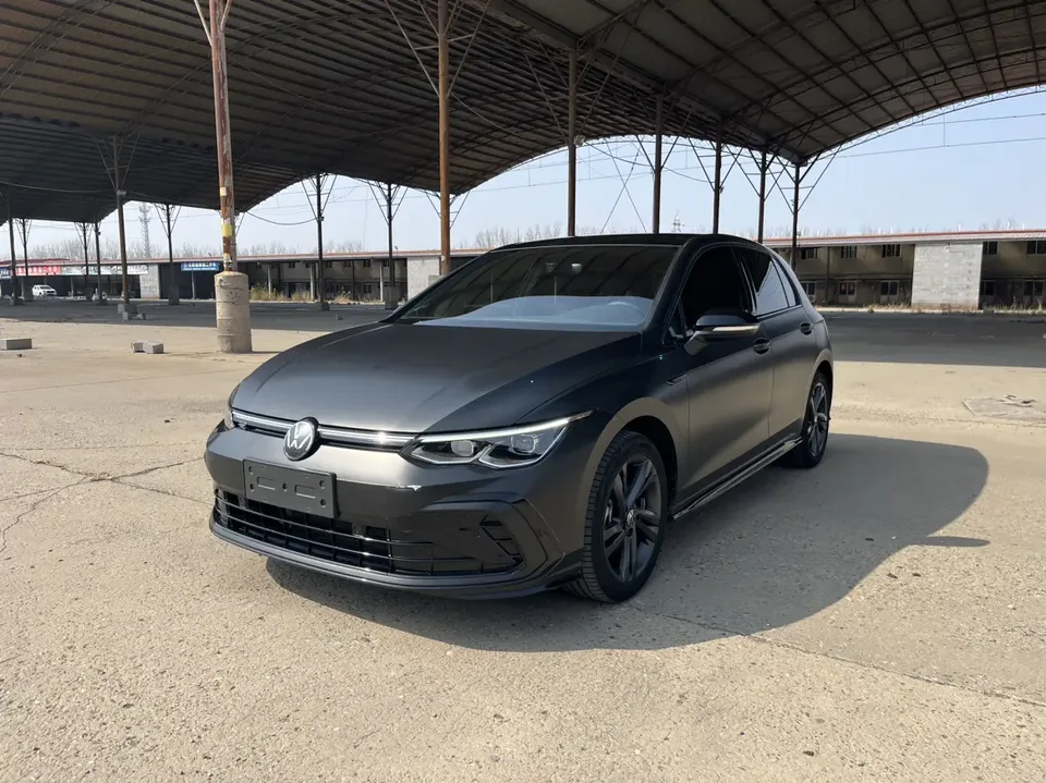Volkswagen Golf Golf 2023 facelift 280TSI DSG R-Line Lite 2024 — photo 1, buy with delivery to Moscow