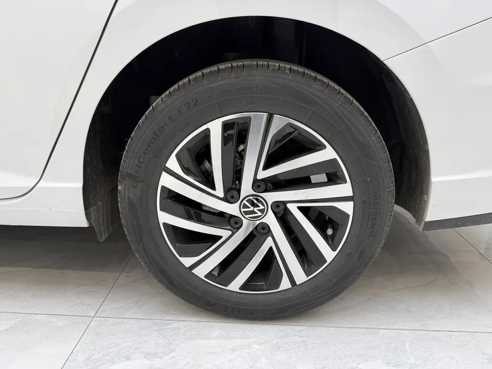 Volkswagen Lavida Lavida 2024 300TSI DSG Starry Sky Full Edition 2024 — миниатюра 3