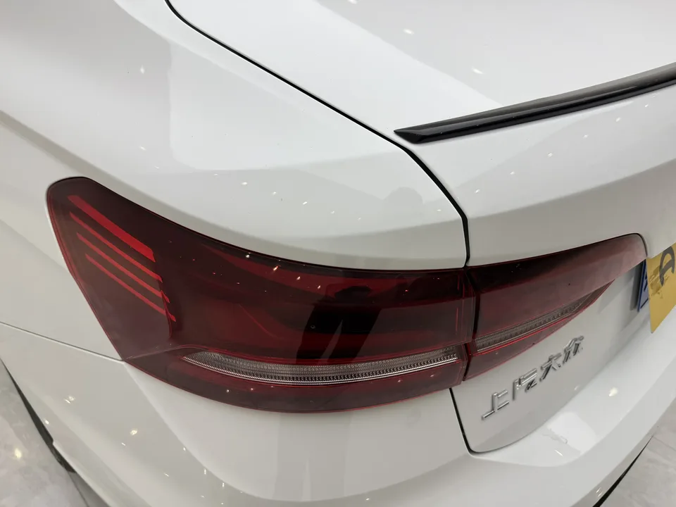 Volkswagen Lavida Lavida 2024 300TSI DSG Starry Sky Full Edition 2024 — миниатюра 4