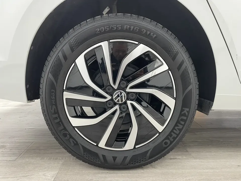 Volkswagen Lavida New 1.5L Automatic New Edition 2024 — миниатюра 3