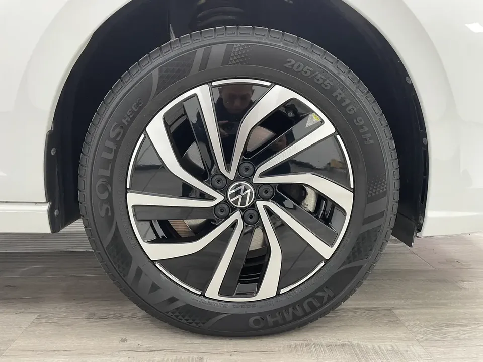 Volkswagen Lavida New 1.5L Automatic New Edition 2024 — миниатюра 4