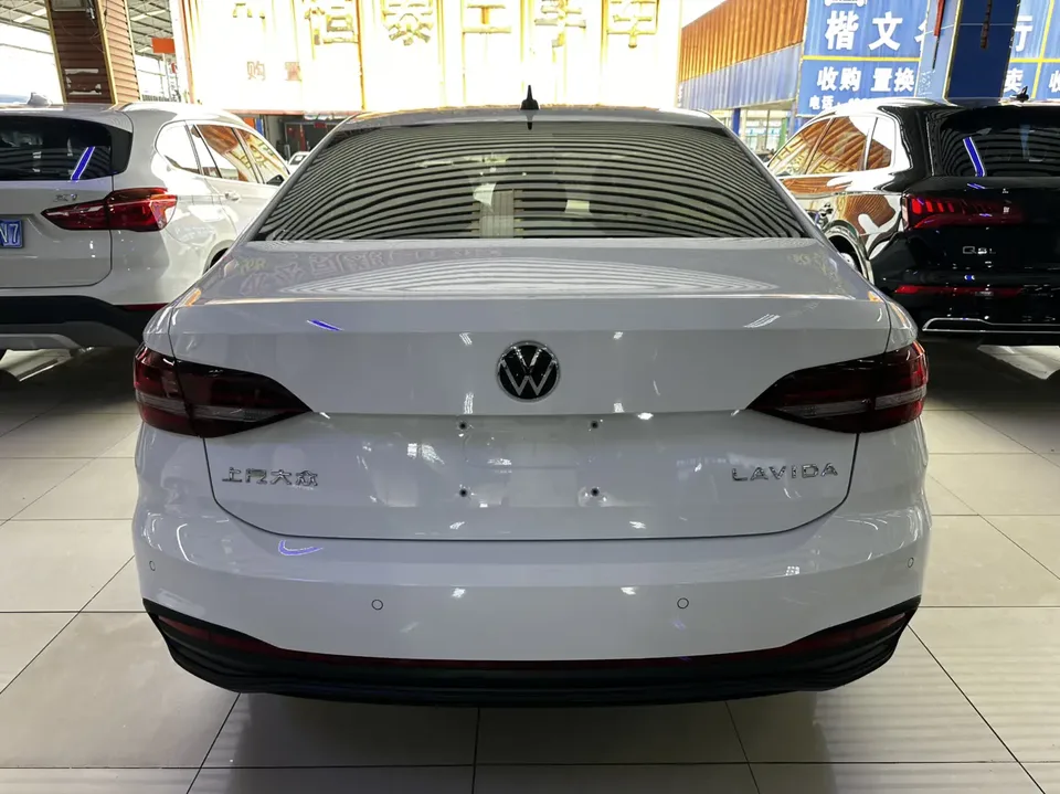 Volkswagen Lavida Lavida 2024 1.5L automatic Deyi version 2024 — миниатюра 2