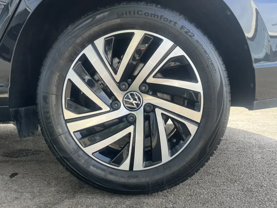 Volkswagen Lavida Lavida 2024 1.5L Automatic 5 Million Edition 2024 — миниатюра 2